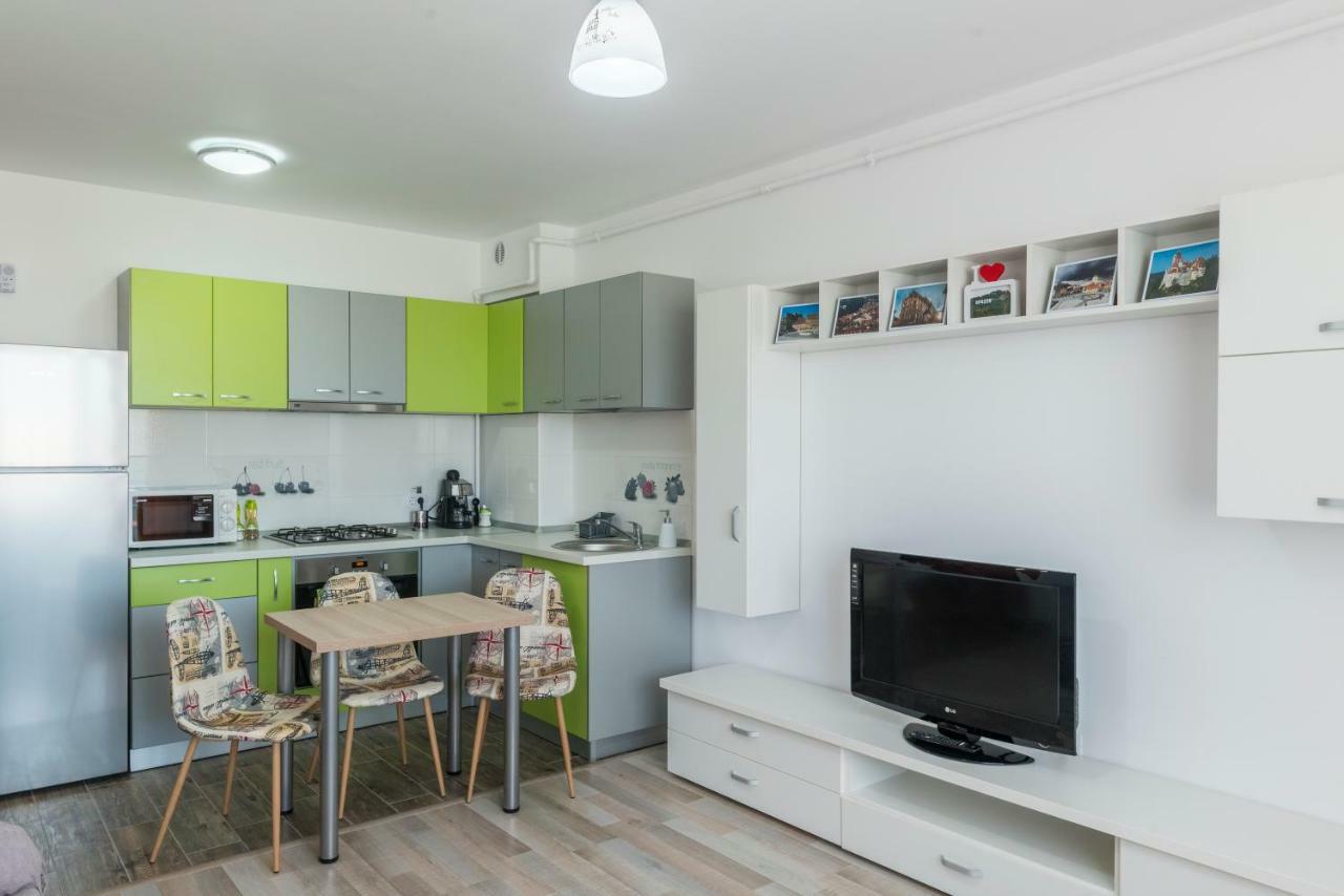 Friendly Rentals Braşov Esterno foto