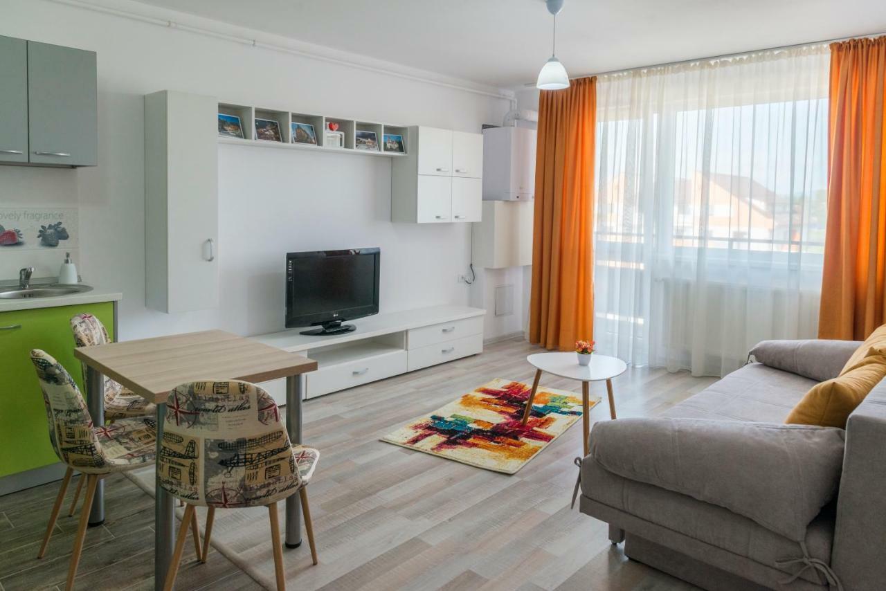 Friendly Rentals Braşov Esterno foto